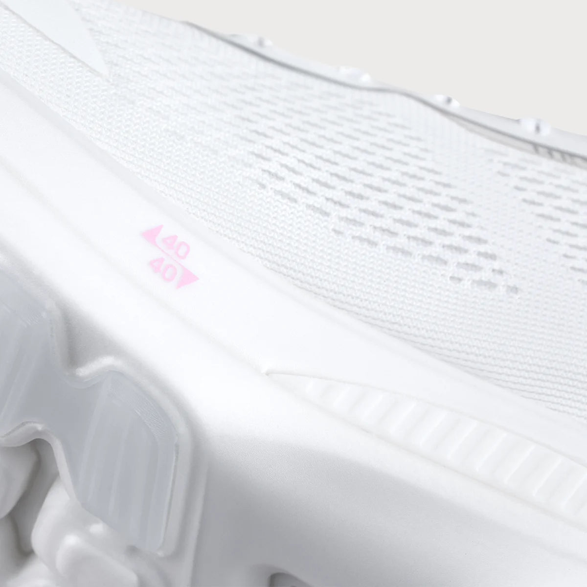 #color_White